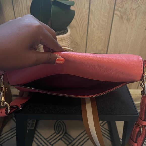 Coach Jess Messenger Bag & Trifold Wallet - Picture 10 of 14